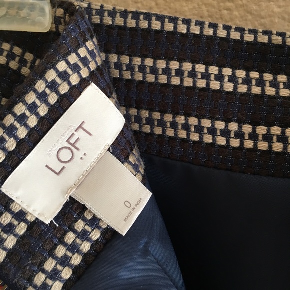 Loft suit jacket skirt set tan navy stripped - Picture 7 of 7